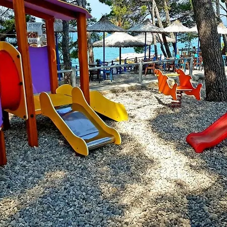 Kira Sea View Apartman