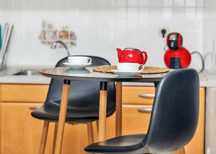 Kira Sea View Апартаменти Макарська