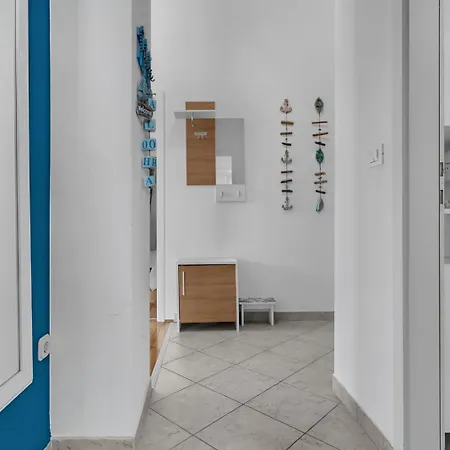 Lägenhet Kira Sea View