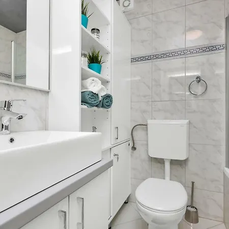 شقة Kira Sea View ماكارسكا