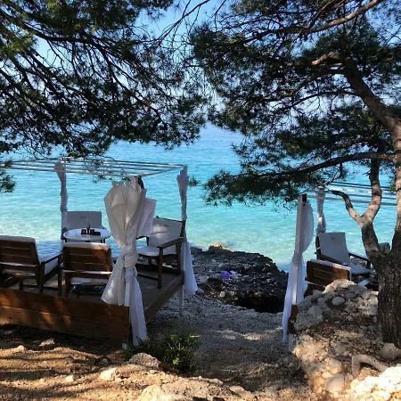 Kira Sea View شقة *