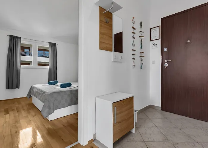 Daire Kira Sea View *