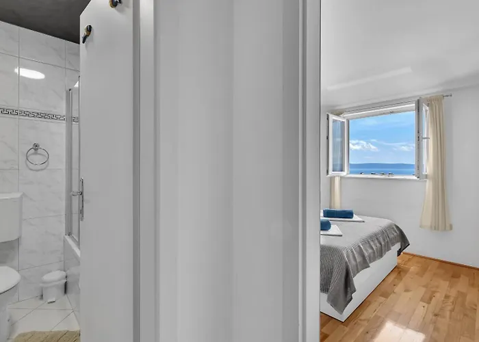 Daire Kira Sea View *