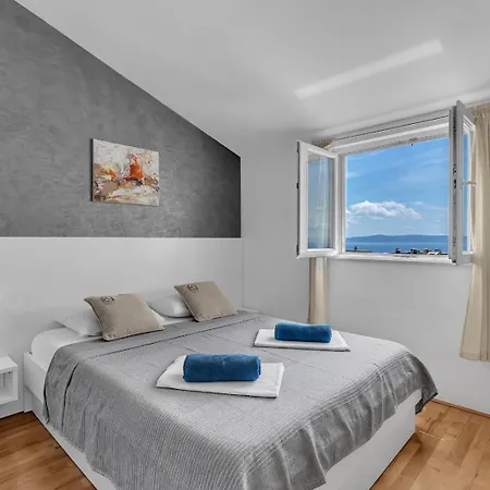 Kira Sea View Apartment Makarska